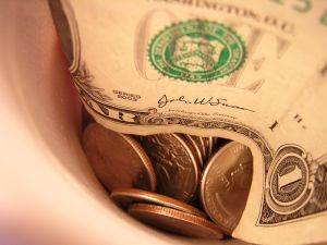 Is A Service Charge A Gratuity? | Tips For Improving Your Tips