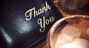 Mom’s Cheap Tip Drives Angry Waitress to Do Something Crazy Mom’s Cheap Tip Drives Angry Waitress to Do Something Crazy